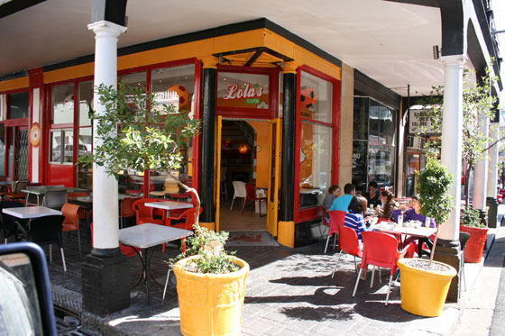 Lola's